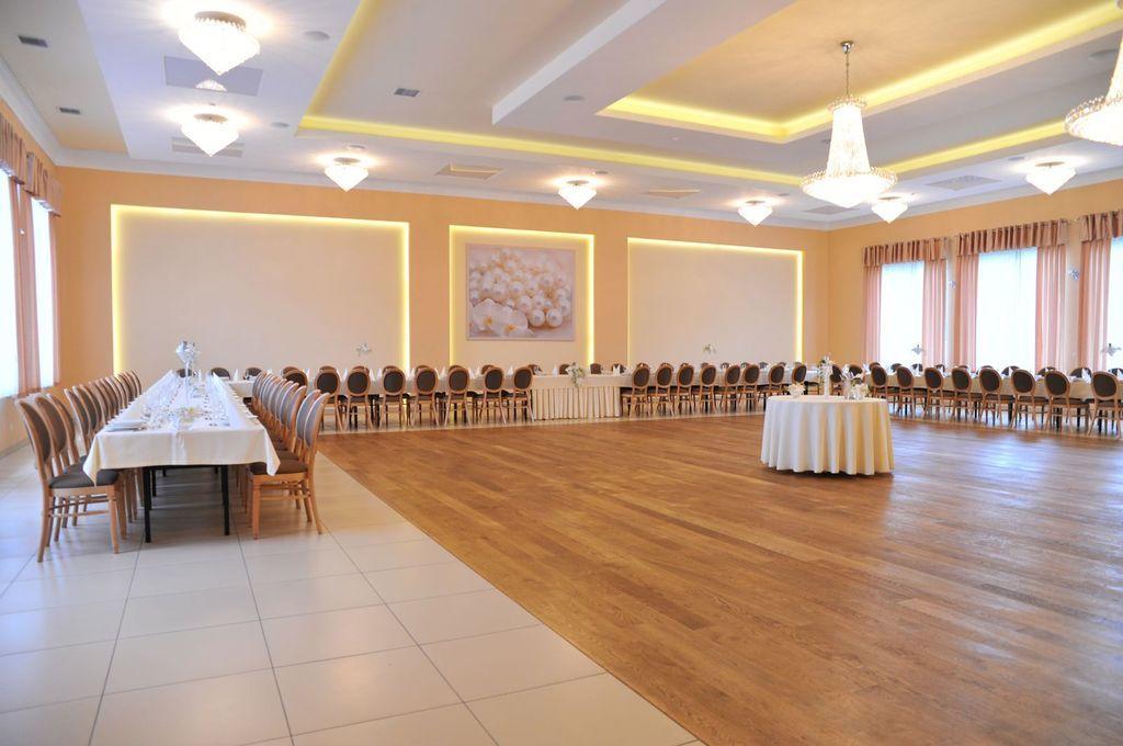 Oswald Arena Hotel Jemielnica Exterior photo